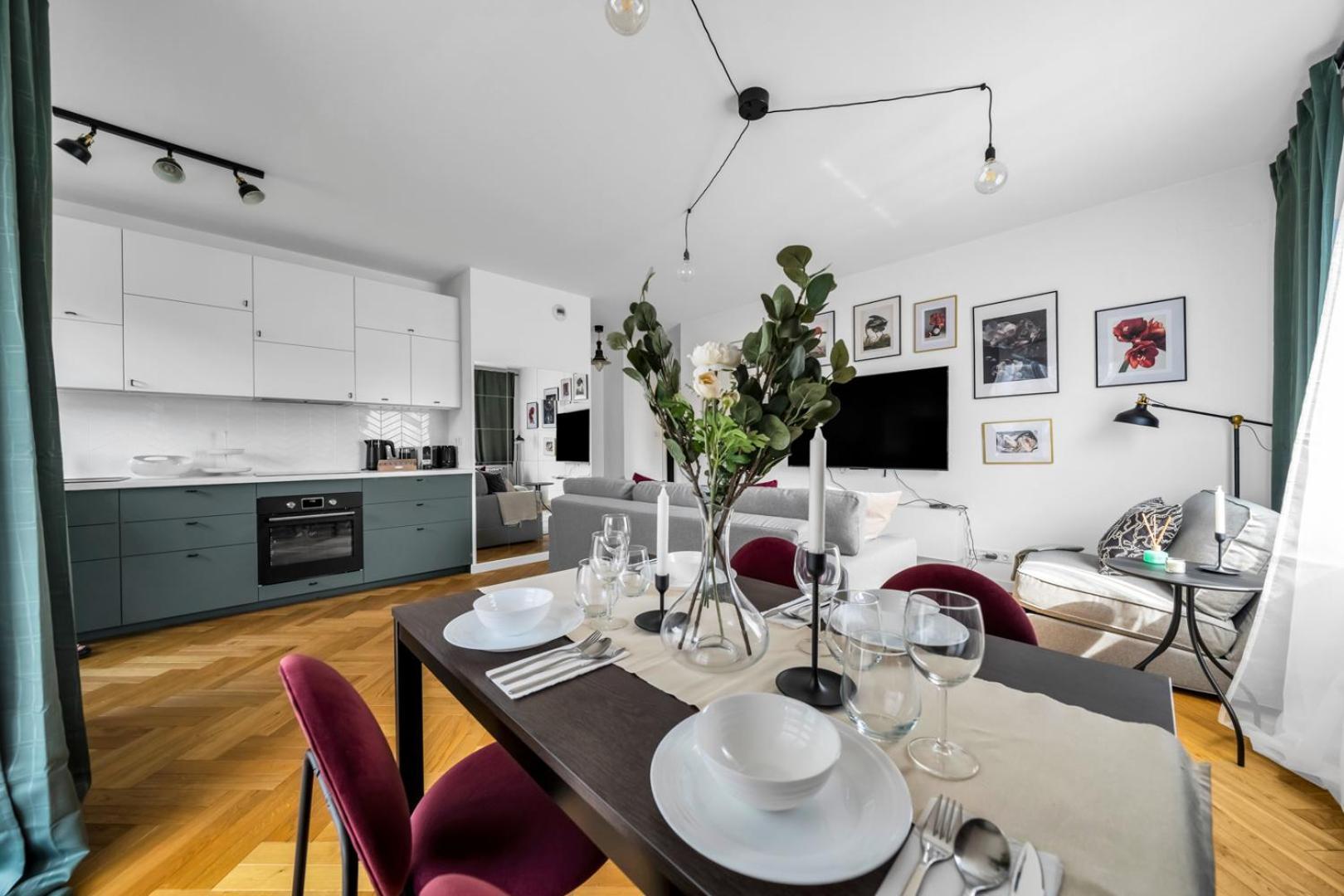 Skierniewicka Apt - Parking, Workspace, Balcony - By Rentujemy Varšava Exteriér fotografie